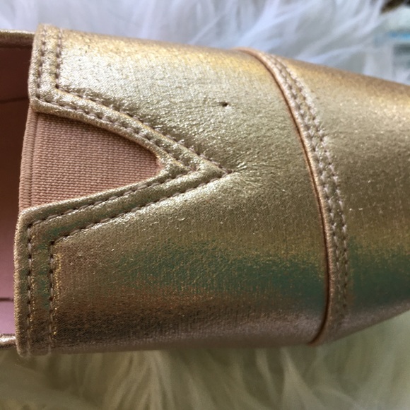 NWOT BOBBIE BROOKS METALLIC SLIP ONS SIZE 6 and 9 - Picture 4 of 13